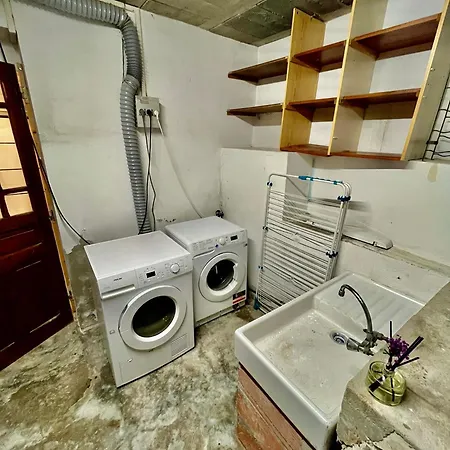 La Maison Garnavie - 6 Personnes - Halles - Garage 度假居 *